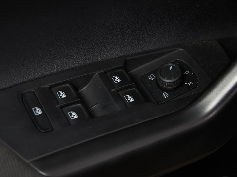 imagen swiper vehículo 24