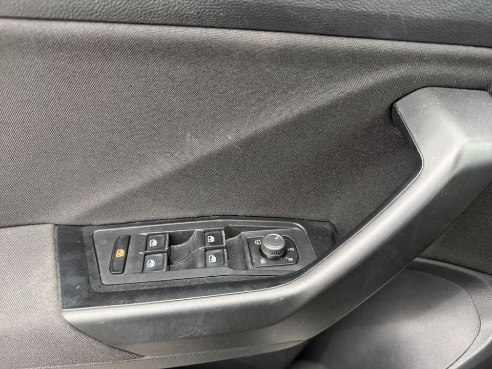 imagen swiper vehículo 12