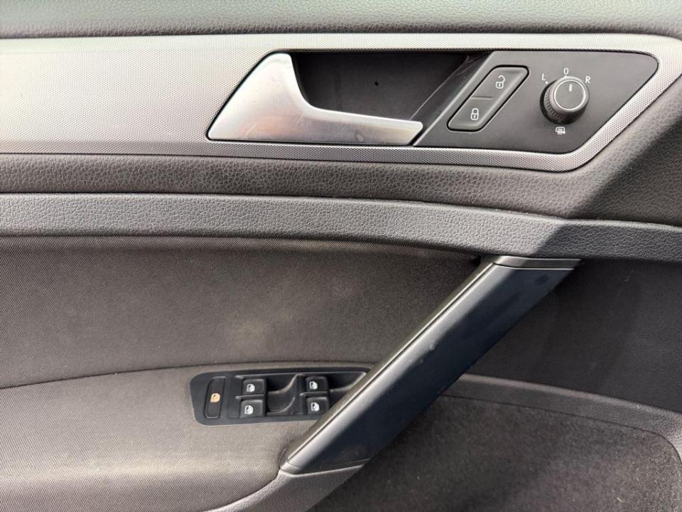 imagen swiper vehículo 13