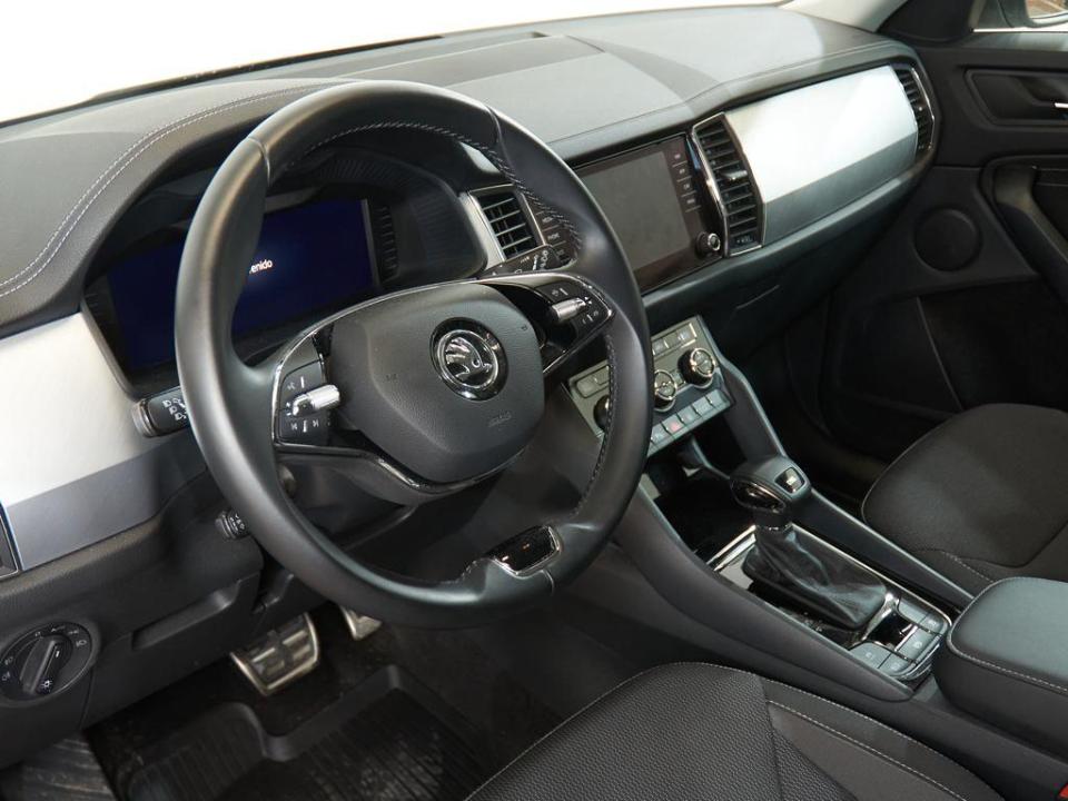 imagen swiper vehículo 4