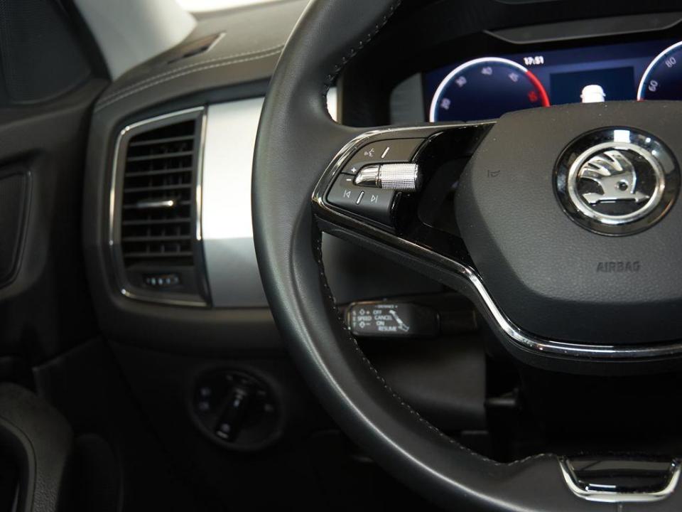 imagen swiper vehículo 11