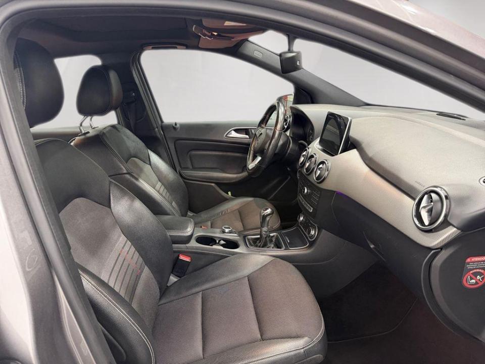 imagen swiper vehículo 5