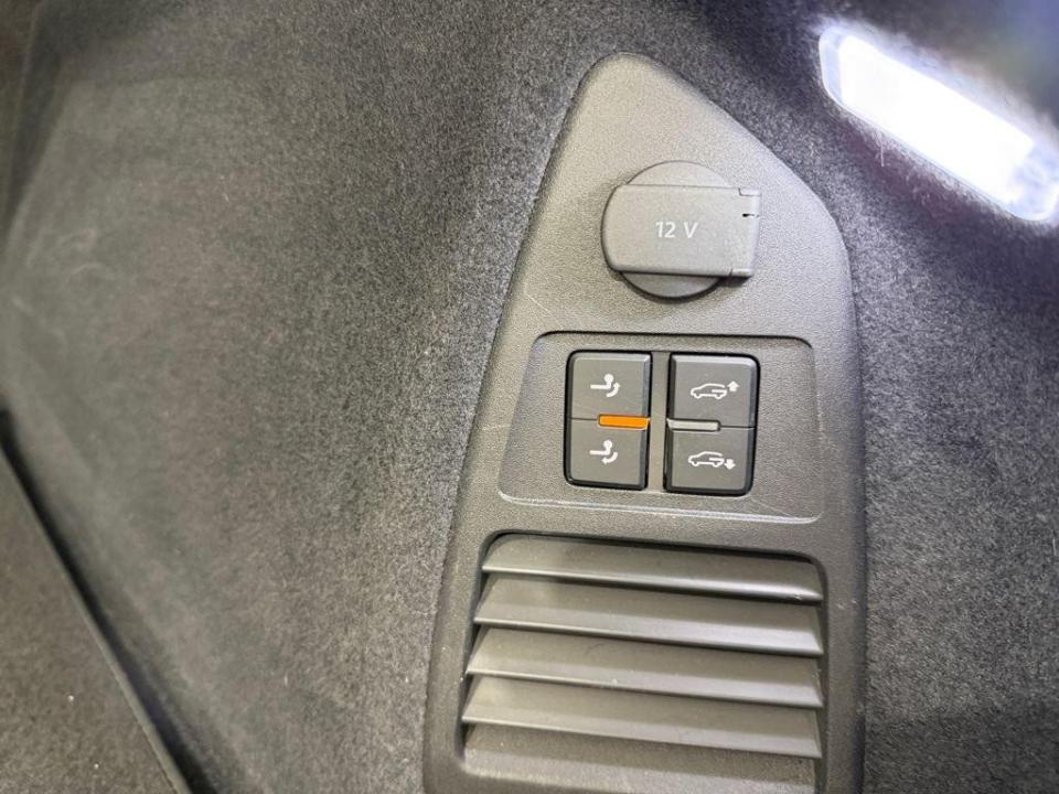 imagen swiper vehículo 17