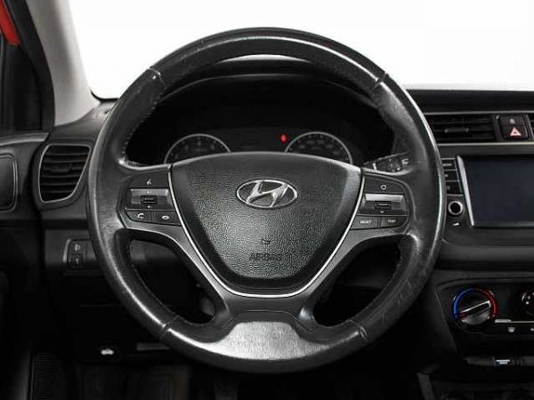 Hyundai i20 1.2 MPI Essence LE
