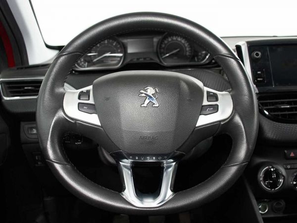 Peugeot 2008 1.5 BlueHDI S&S Signature 100