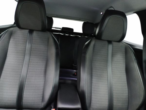 Peugeot 2008 Allure Pack Puretech 130 S&S BVM6