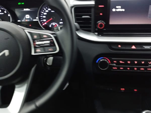 Kia Ceed 1.0 T-GDi 88kW (120CV) Drive