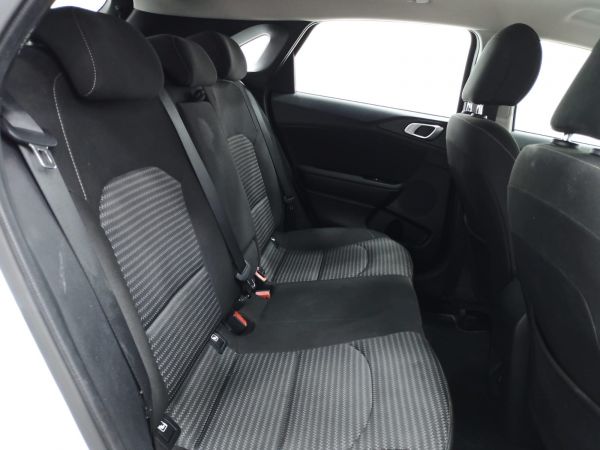 Kia Ceed 1.0 T-GDi 88kW (120CV) Drive