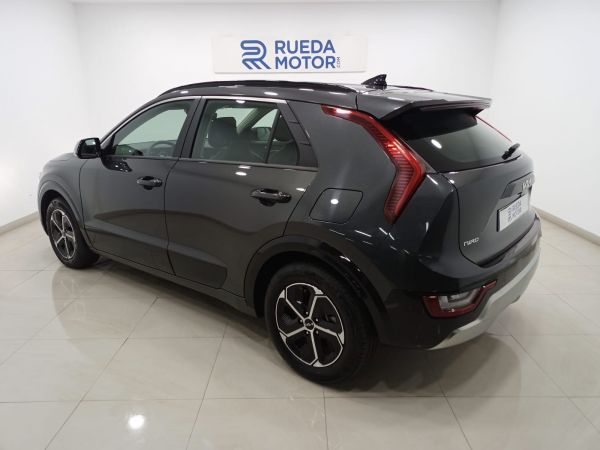 Kia Niro 1.6 GDi HEV 104kW (141CV) Drive