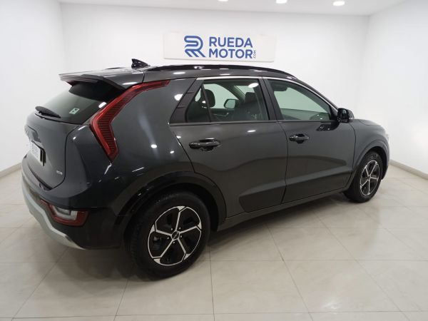Kia Niro 1.6 GDi HEV 104kW (141CV) Drive