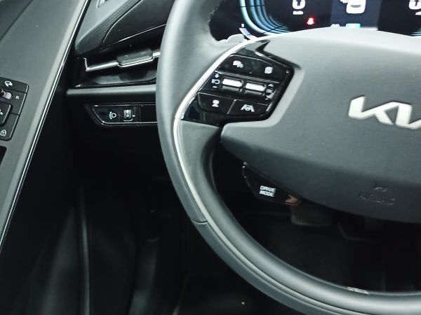 Kia Niro 1.6 GDi HEV 104kW (141CV) Drive