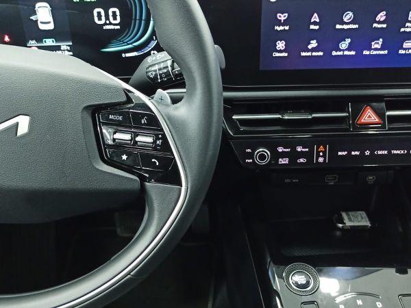 Kia Niro 1.6 GDi HEV 104kW (141CV) Drive