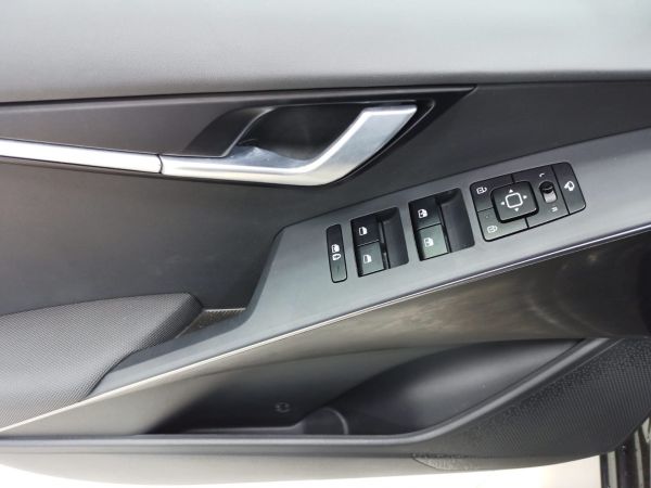 Kia Niro 1.6 GDi HEV 104kW (141CV) Drive
