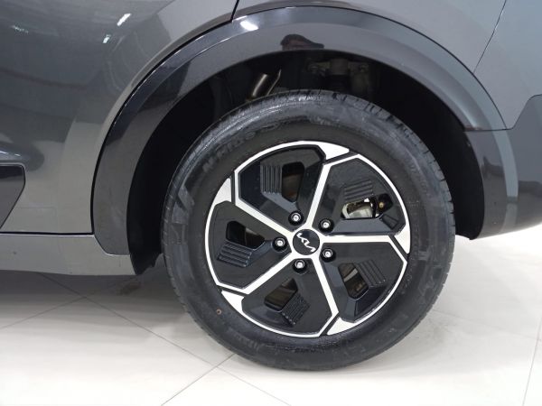 Kia Niro 1.6 GDi HEV 104kW (141CV) Drive