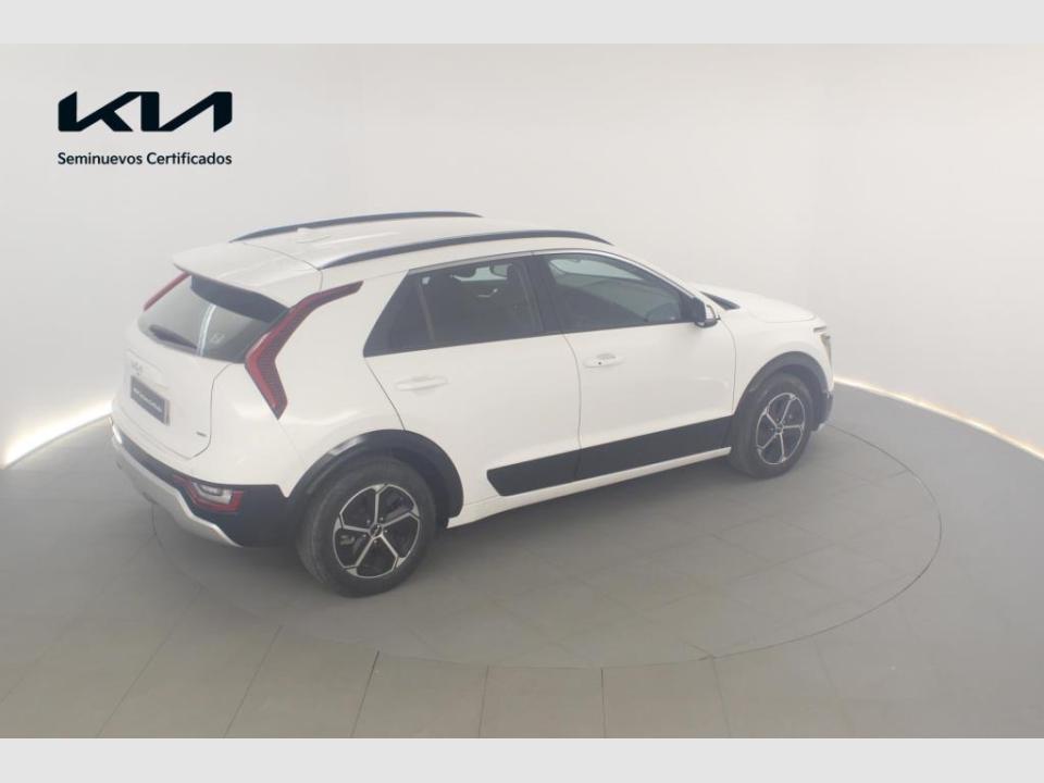 Kia Niro 1.6 GDi HEV 104kW (141CV) Drive