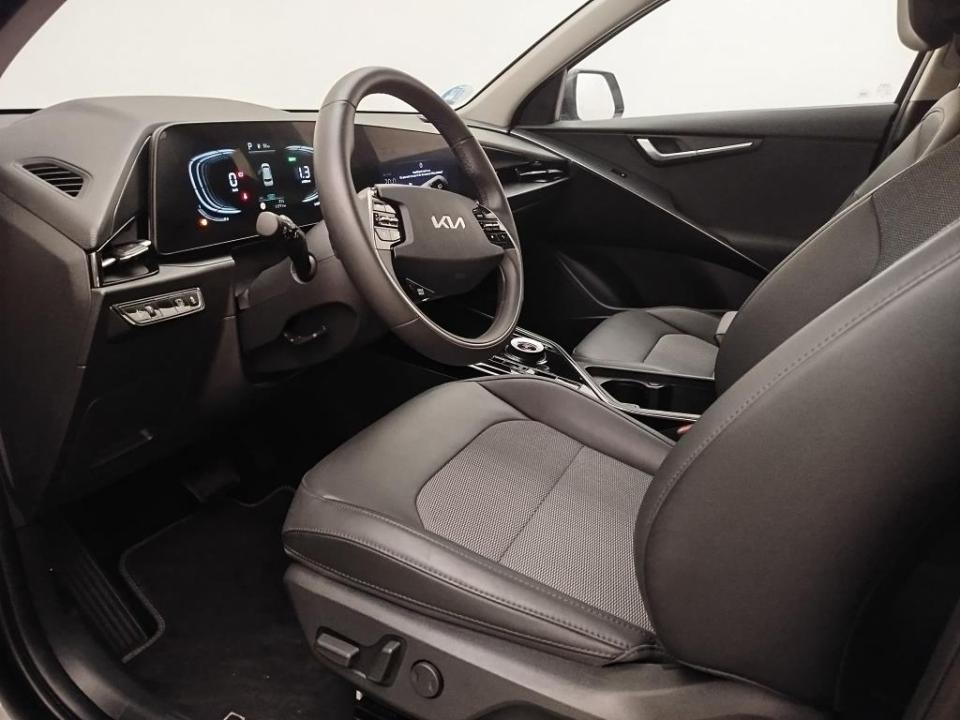 Kia Niro 1.6 GDi HEV 104kW (141CV) Drive