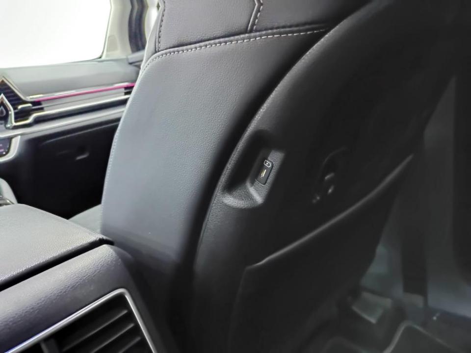 Kia Sportage 1.6 CRDi MHEV 100kW (136CV) Tech 4x2 DCT