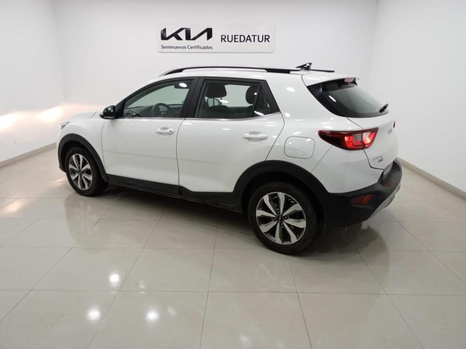Kia Stonic 1.0 T-GDi MHEV 100CV Concept