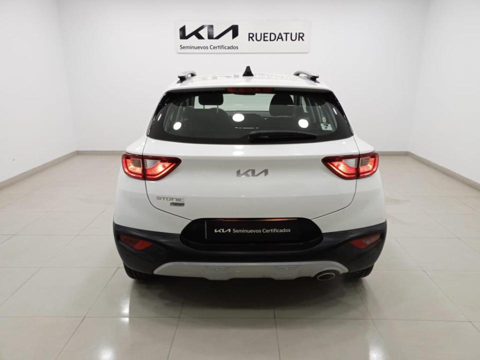Kia Stonic 1.0 T-GDi MHEV 100CV Concept