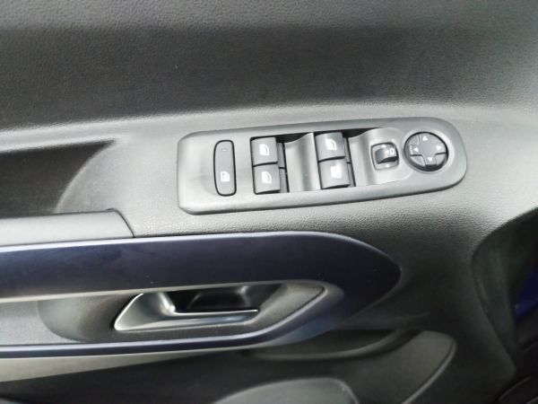 Peugeot Rifter Allure Long BlueHDi 73kW