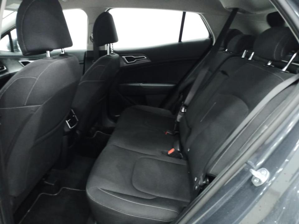 Kia Sportage 1.6 T-GDi MHEV Business 160CV 4X2 DCT