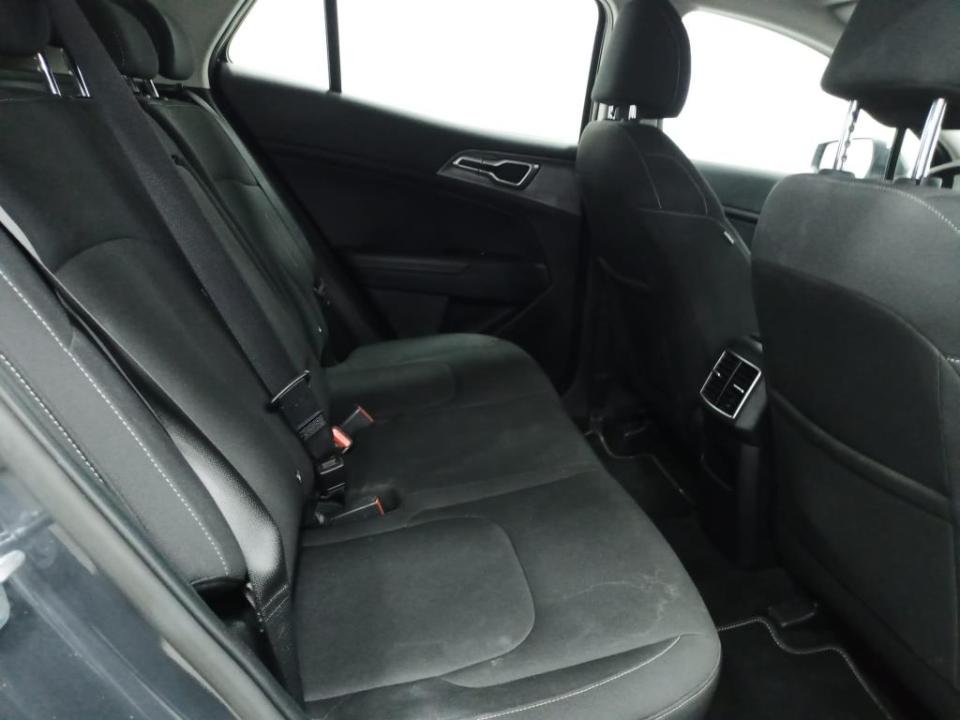 Kia Sportage 1.6 T-GDi MHEV Business 160CV 4X2 DCT