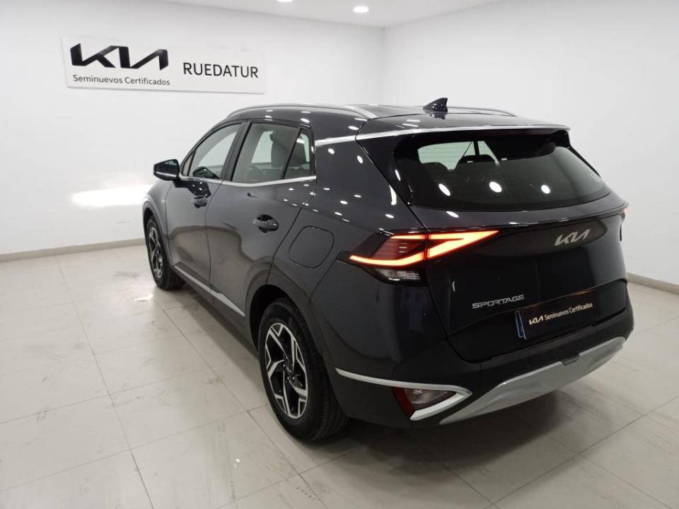 Kia Sportage 1.6 T-GDi MHEV Business 160CV 4X2 DCT