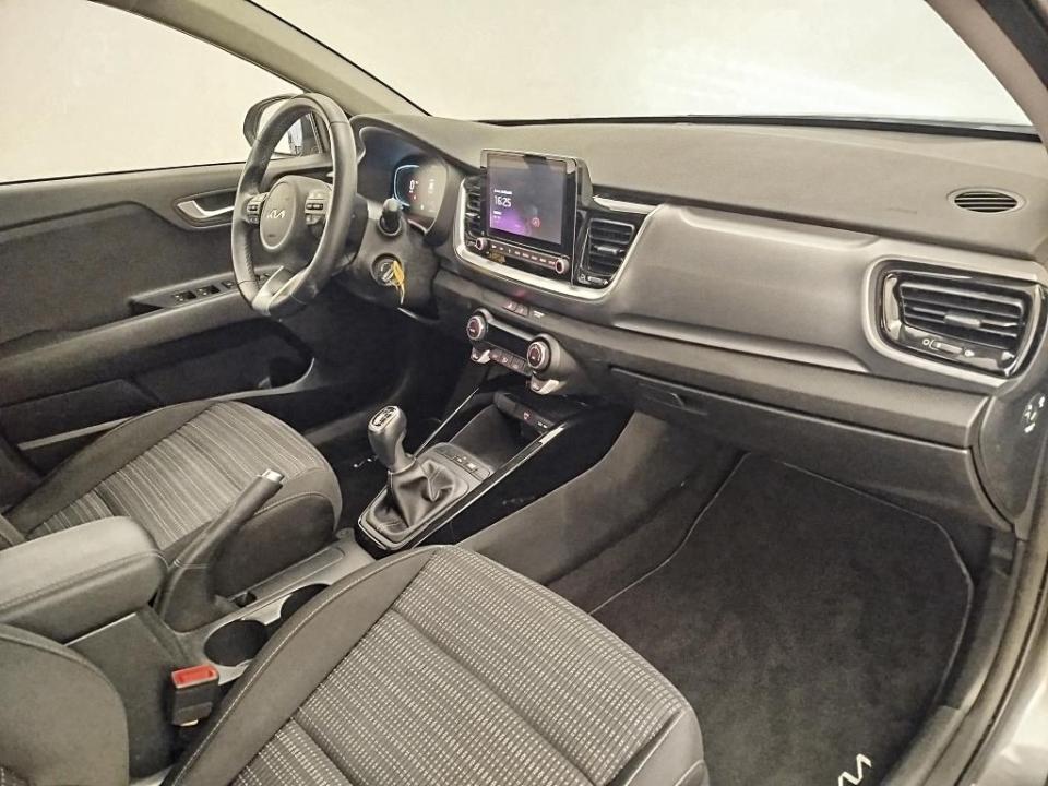 Kia Stonic 1.0 T-GDi MHEV 100CV Drive