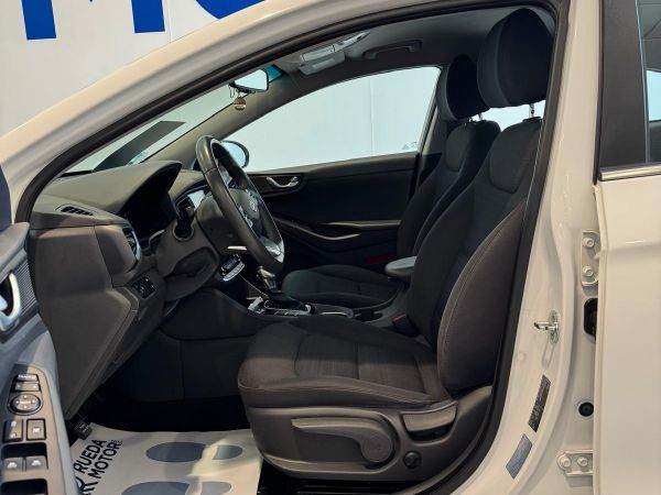 Hyundai IONIQ 1.6 GDI HEV Tecno DCT