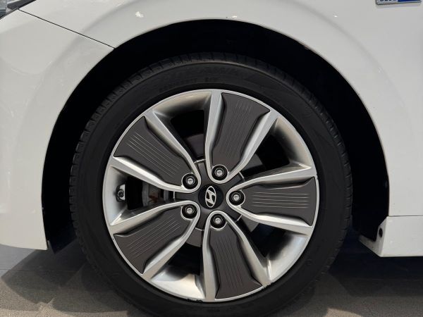 Hyundai IONIQ 1.6 GDI HEV Tecno DCT