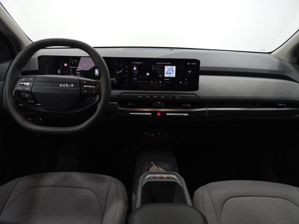 Kia EV3 Earth (Standard Range)