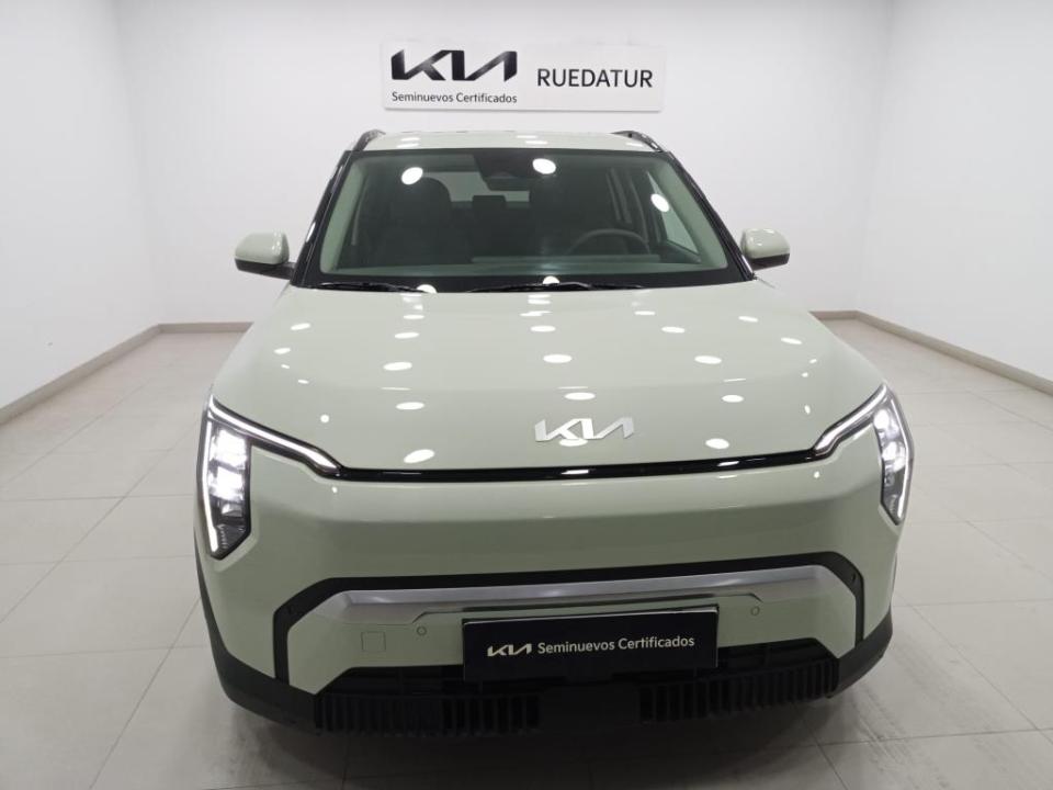 Kia EV3 Earth (Standard Range)