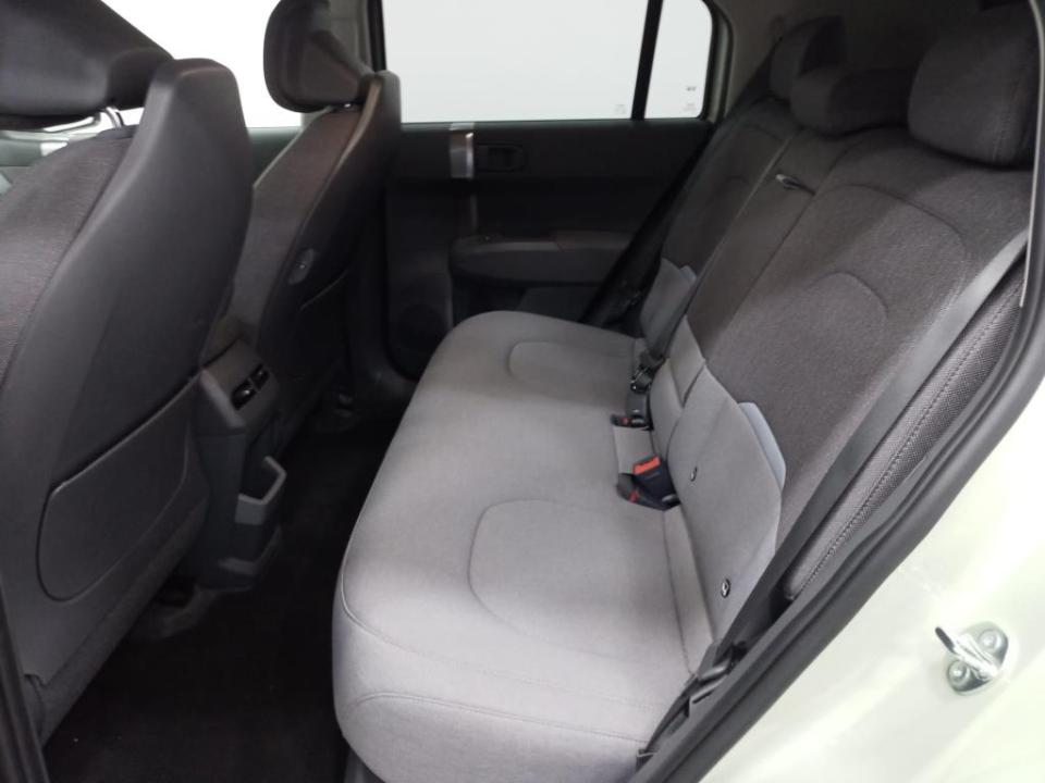 Kia EV3 Earth (Standard Range)