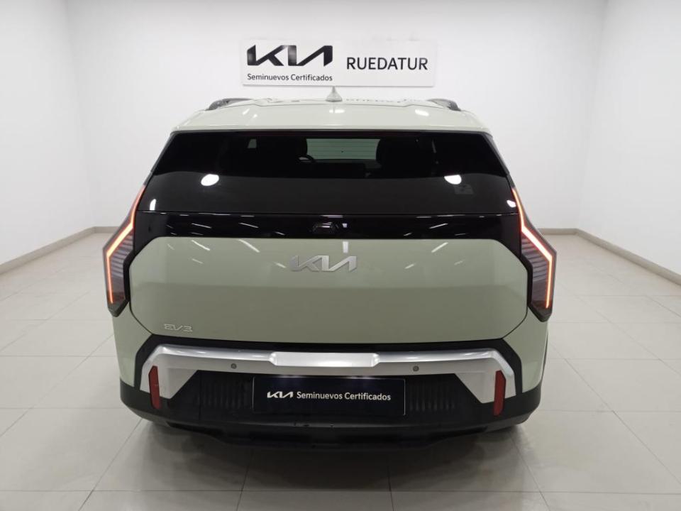 Kia EV3 Earth (Standard Range)