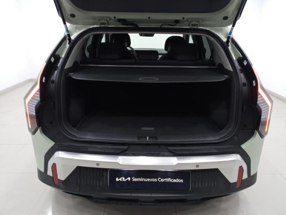 Kia EV3 Earth (Standard Range)
