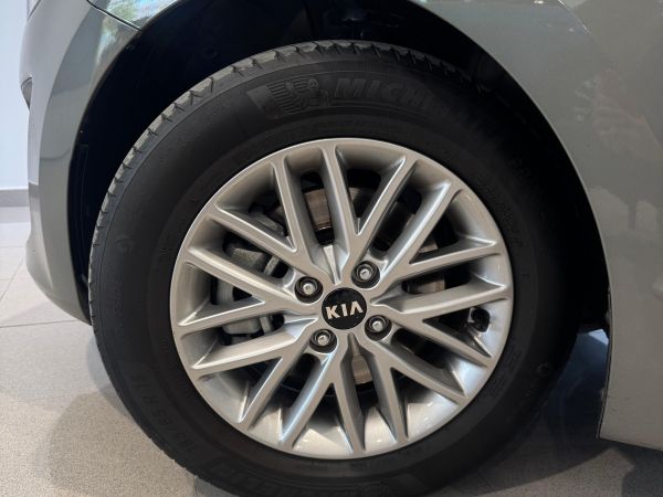 Kia Rio 1.0 T-GDi 74kW (100CV) MHEV iMT Drive