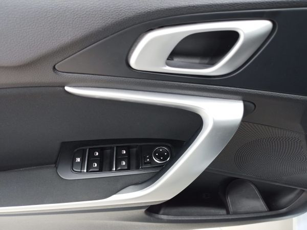 Kia Ceed 1.0 T-GDi 88kW (120CV) Drive