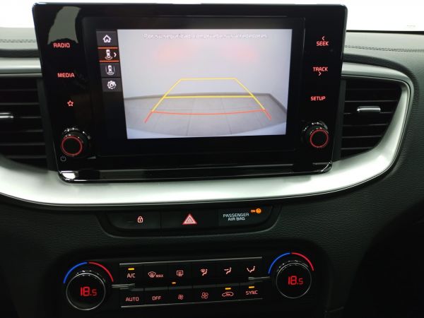 Kia Ceed 1.0 T-GDi 88kW (120CV) Drive