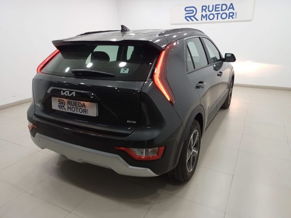 Kia Niro 1.6 GDi HEV 95kW (129CV) Concept