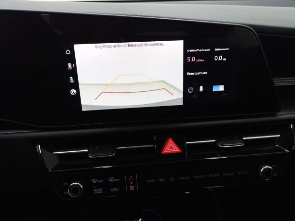 Kia Niro 1.6 GDi HEV 95kW (129CV) Concept