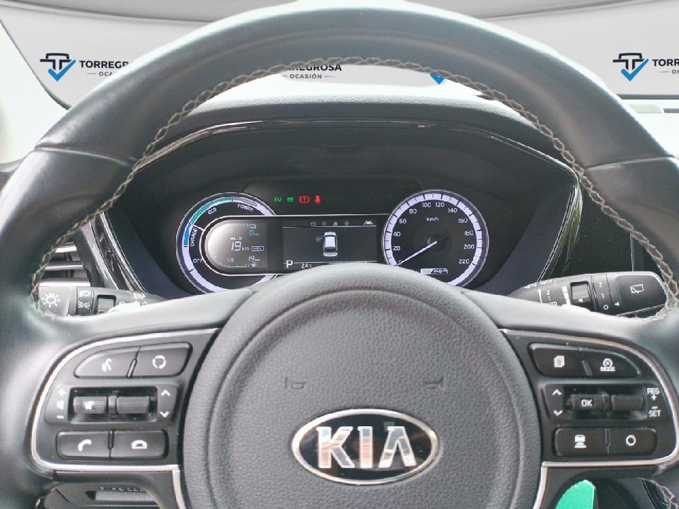 Kia Niro 1.6 GDi PHEV 104kW (141CV) Drive