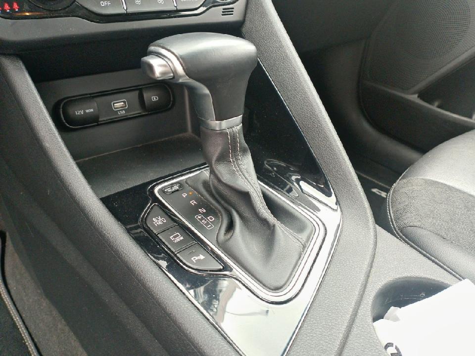 Kia Niro 1.6 GDi PHEV 104kW (141CV) Drive