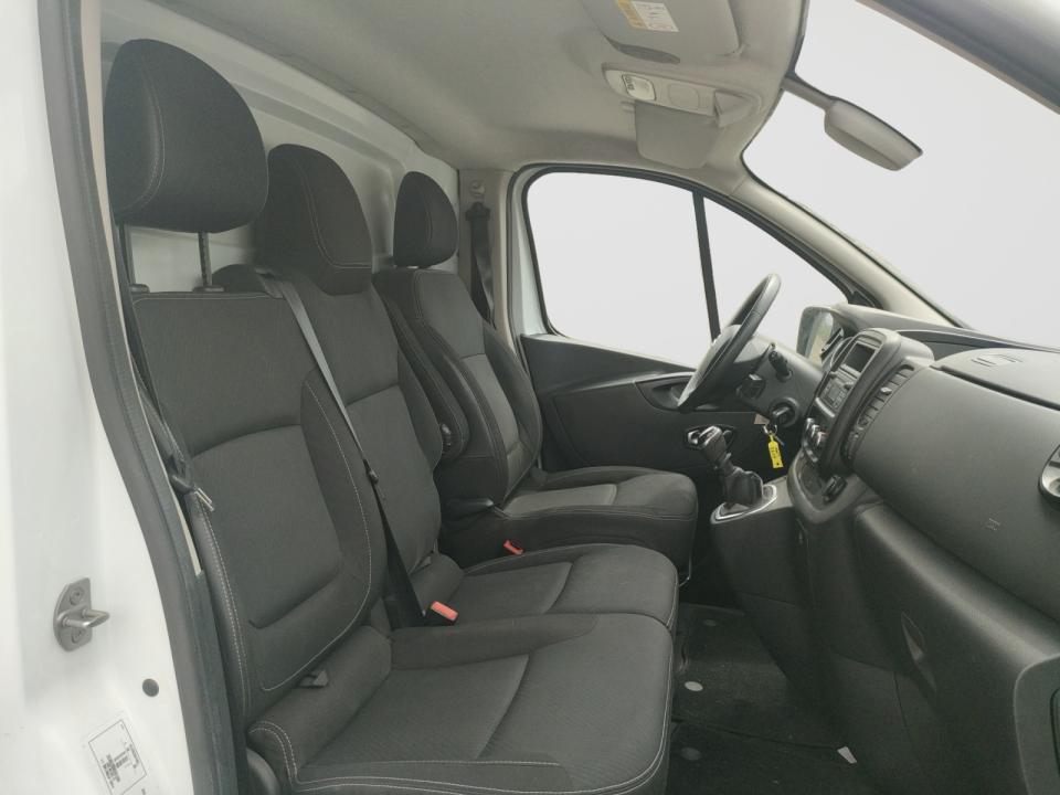 Nissan NV300 2.0dCi 88kW (120CV) L2H1 1,2T Comfort