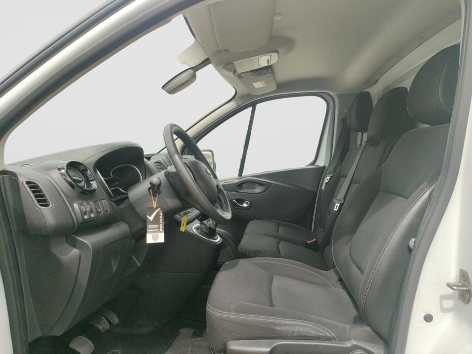 Nissan NV300 2.0dCi 88kW (120CV) L2H1 1,2T Comfort