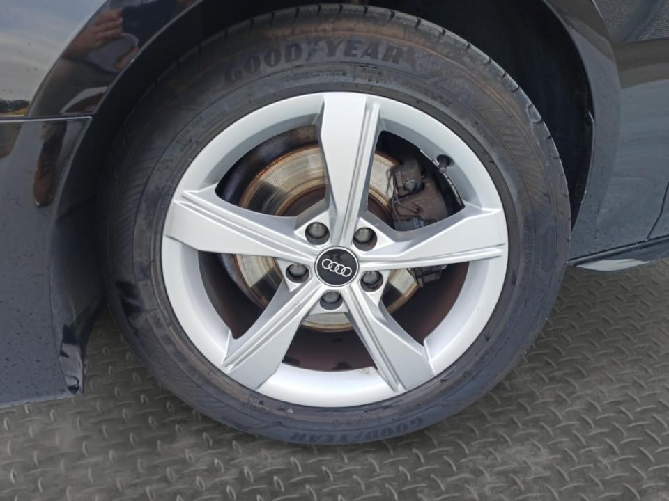 Audi A4 Avant Advanced 35 TDI 120kW S tronic