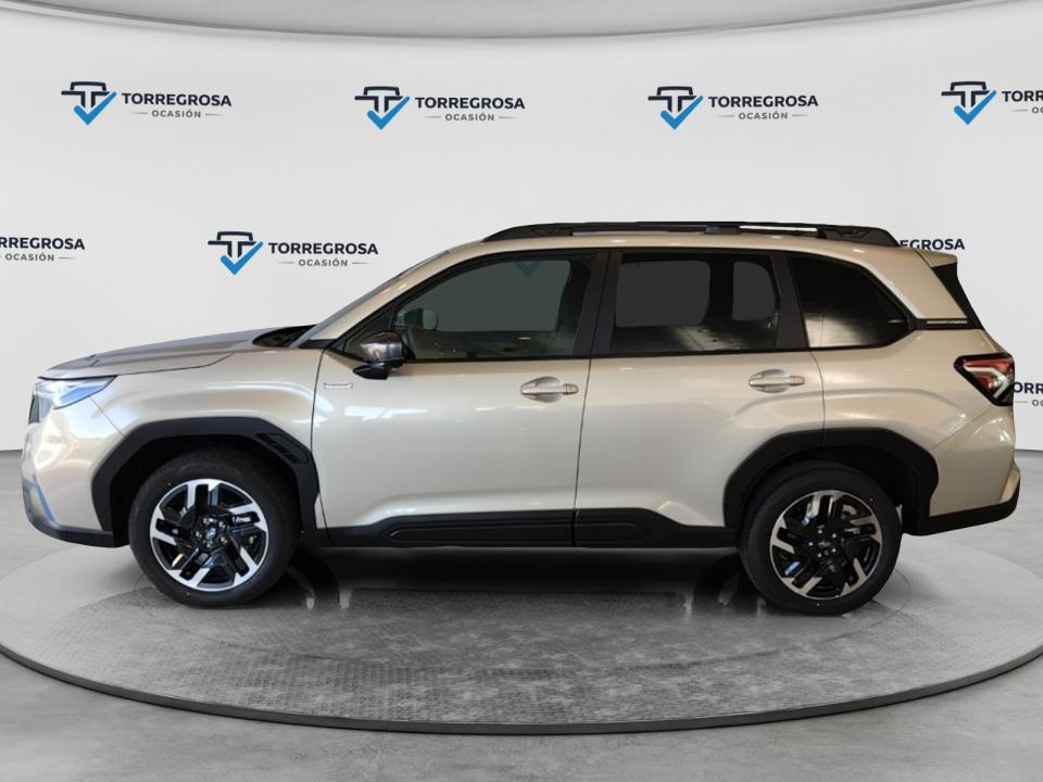 Subaru Forester 2.0i Hybrid Field