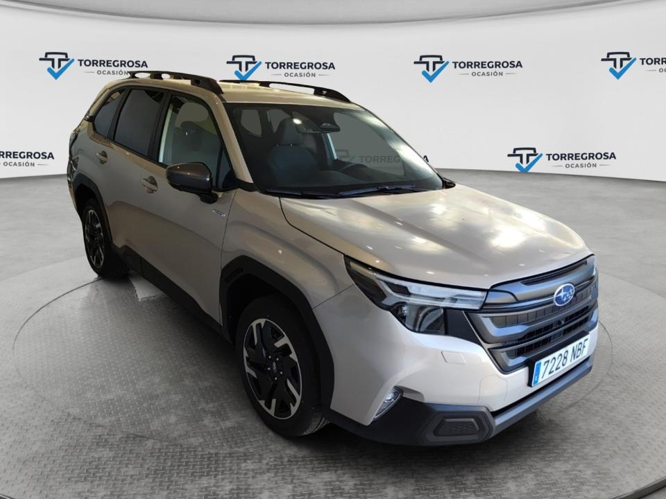 Subaru Forester 2.0i Hybrid Field