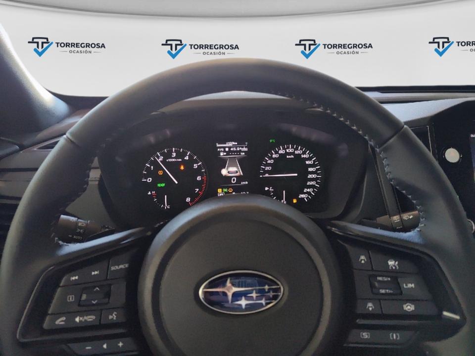 Subaru Forester 2.0i Hybrid Field