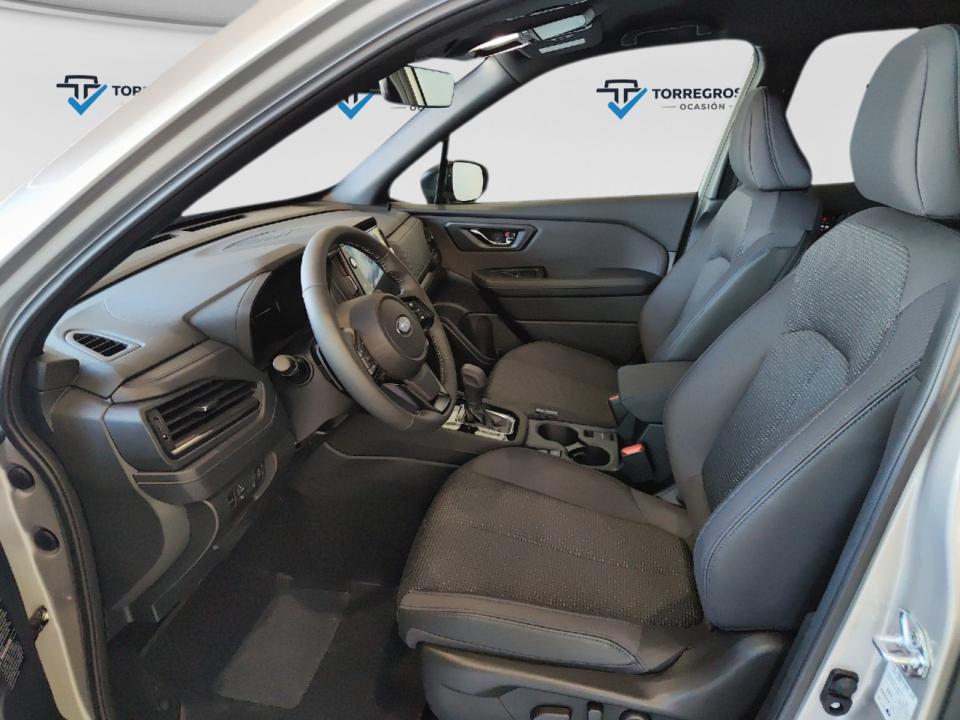 Subaru Forester 2.0i Hybrid Field