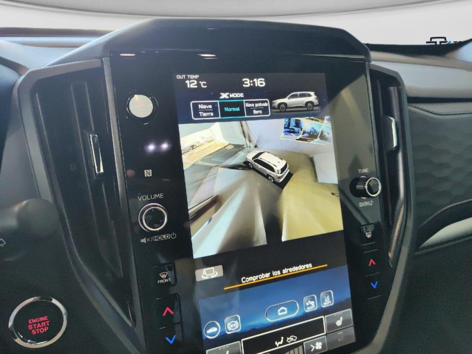 Subaru Forester 2.0i Hybrid Field